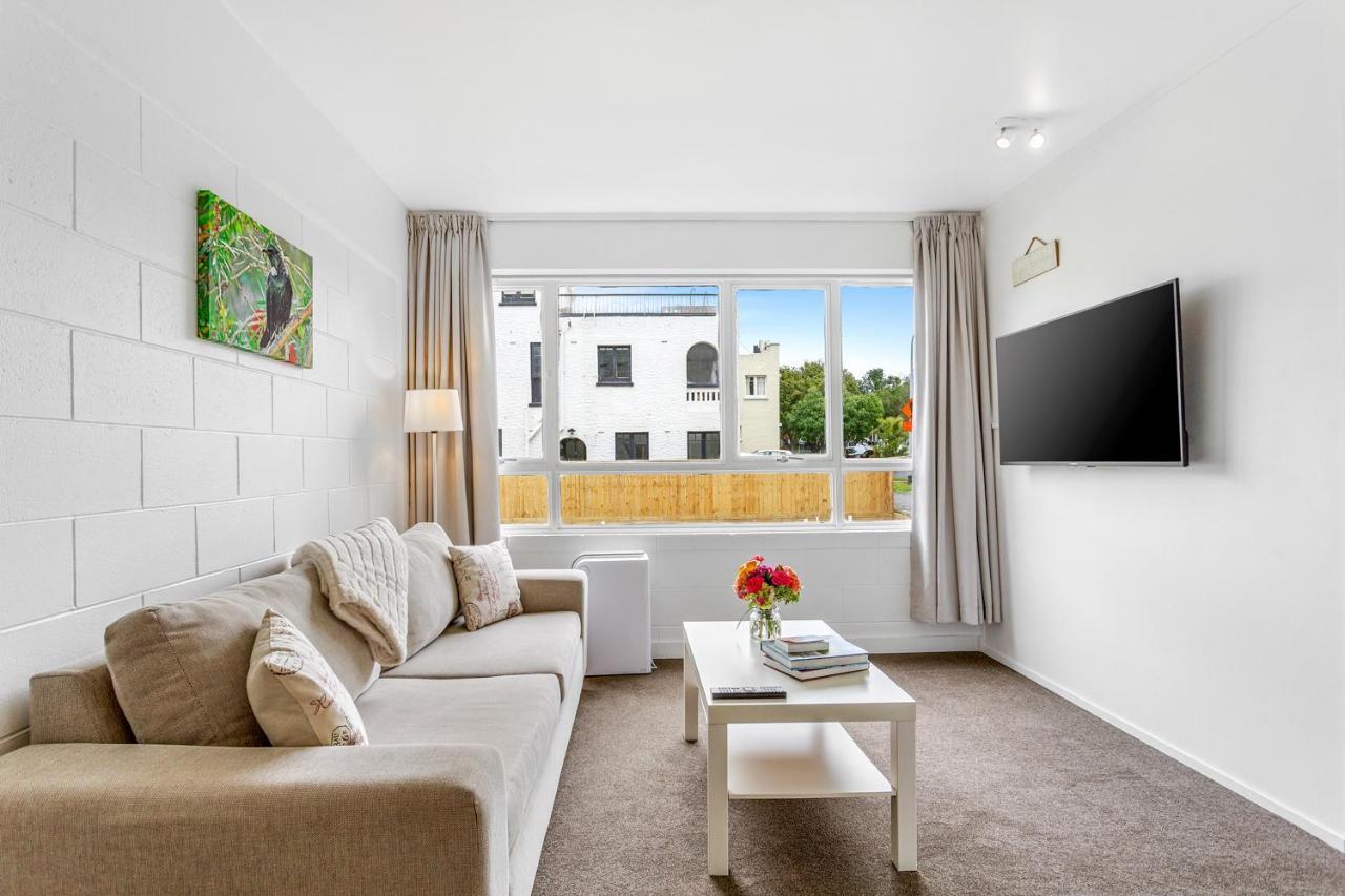 One Bedroom Apartment, Heart Of Newmarket Auckland Bagian luar foto