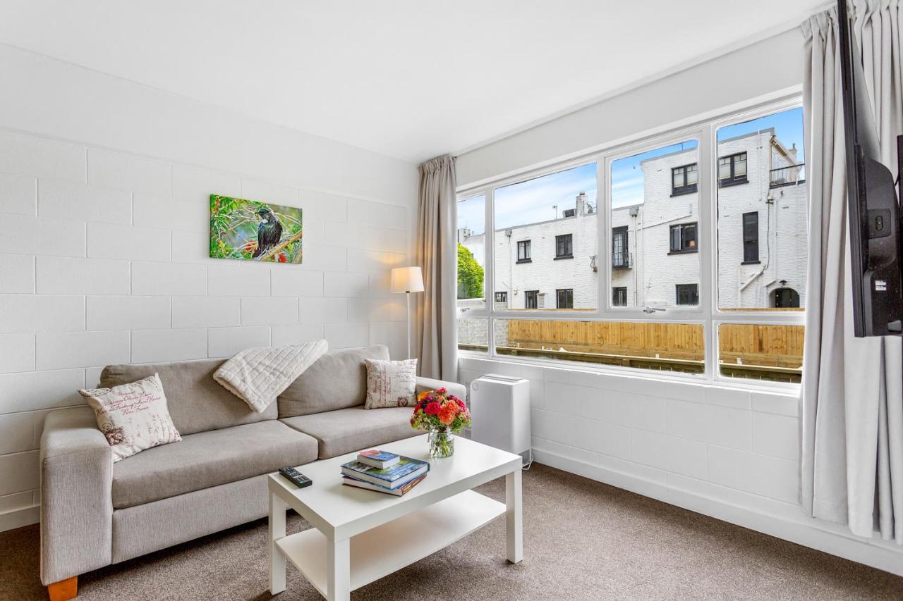 One Bedroom Apartment, Heart Of Newmarket Auckland Bagian luar foto